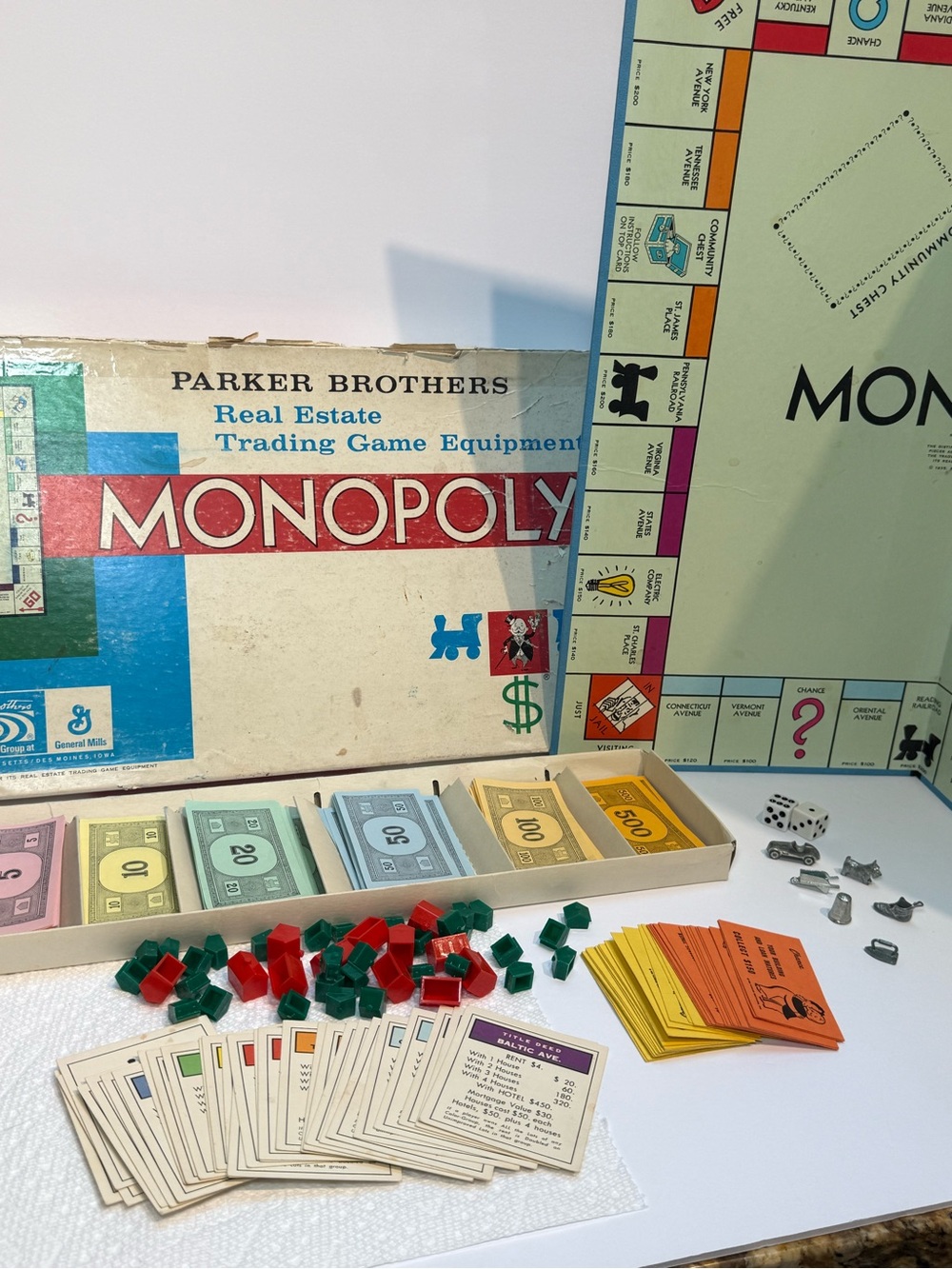 VTG Parker Brothers 1961 Monopoly Board Game  Classic Set